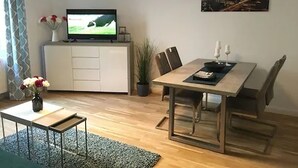 Appartamento (Atze) | Soggiorno | TV LED 120 cm con canali via cavo, TV