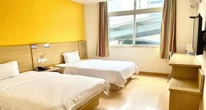 7Days Inn Chain Hotel (Anji Center)