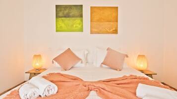 House, 1 Bedroom, Garden View | Blackout drapes, soundproofing, free WiFi, bed sheets