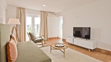 House, 1 Bedroom, Garden View | Living area