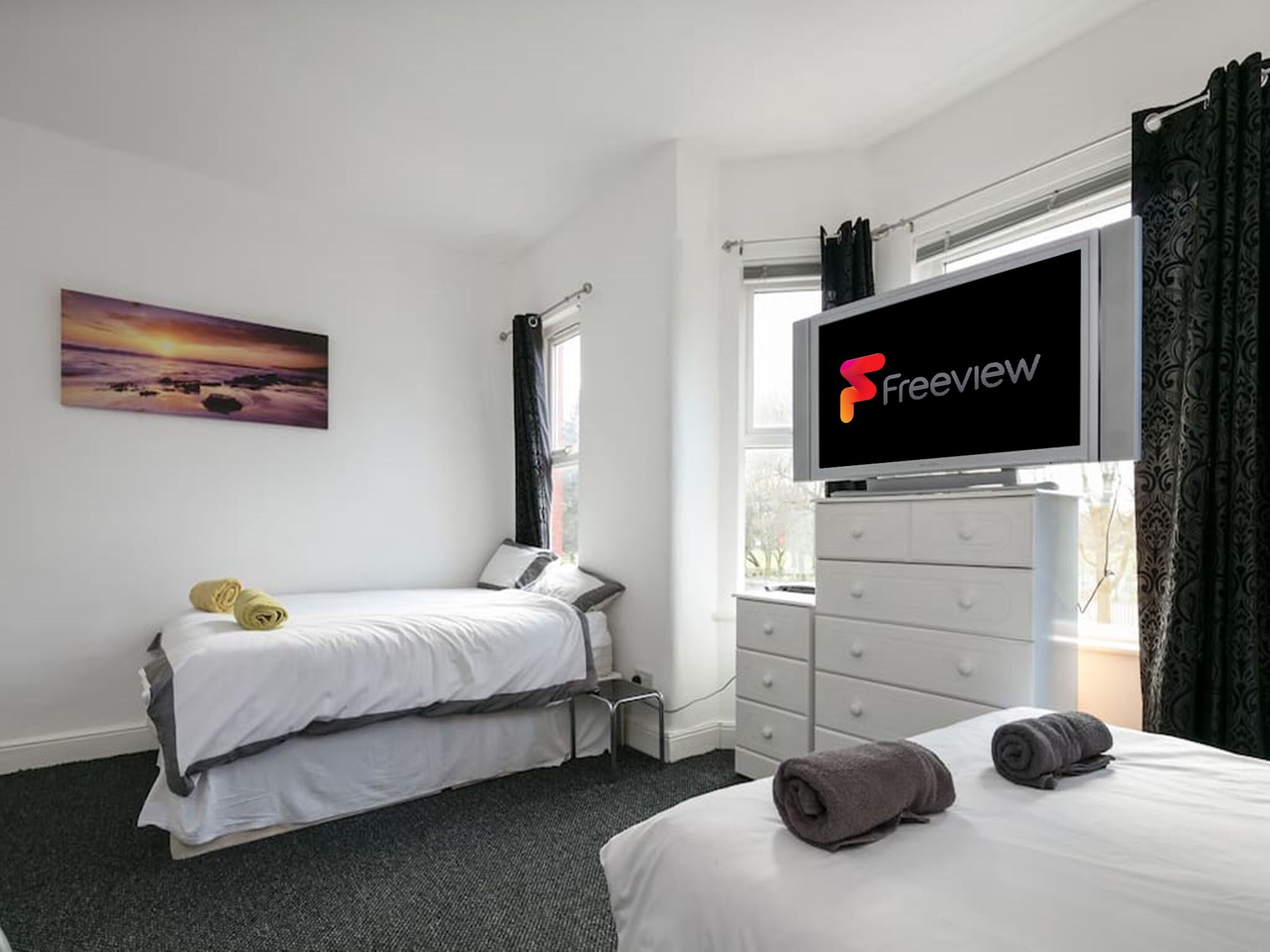 Hus | 4 soverom, strykejern/-brett, wi-fi (inkludert) og sengetøy