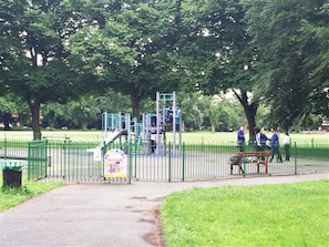Children’s play area – outdoor