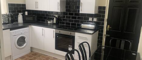 Casa geminada básica | Cozinha privada