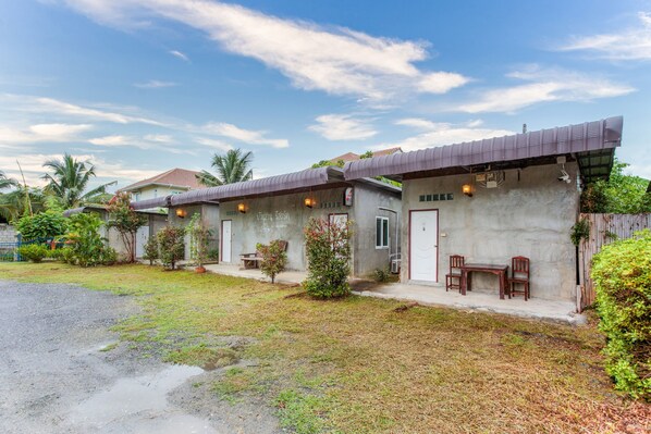 Exterior - OYO 749 Baan Suan Resort (San Kamphaeng)