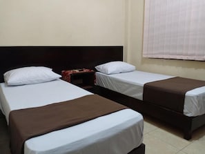 Standard Double or Twin Room | 1 bedroom, desk, free WiFi, bed sheets