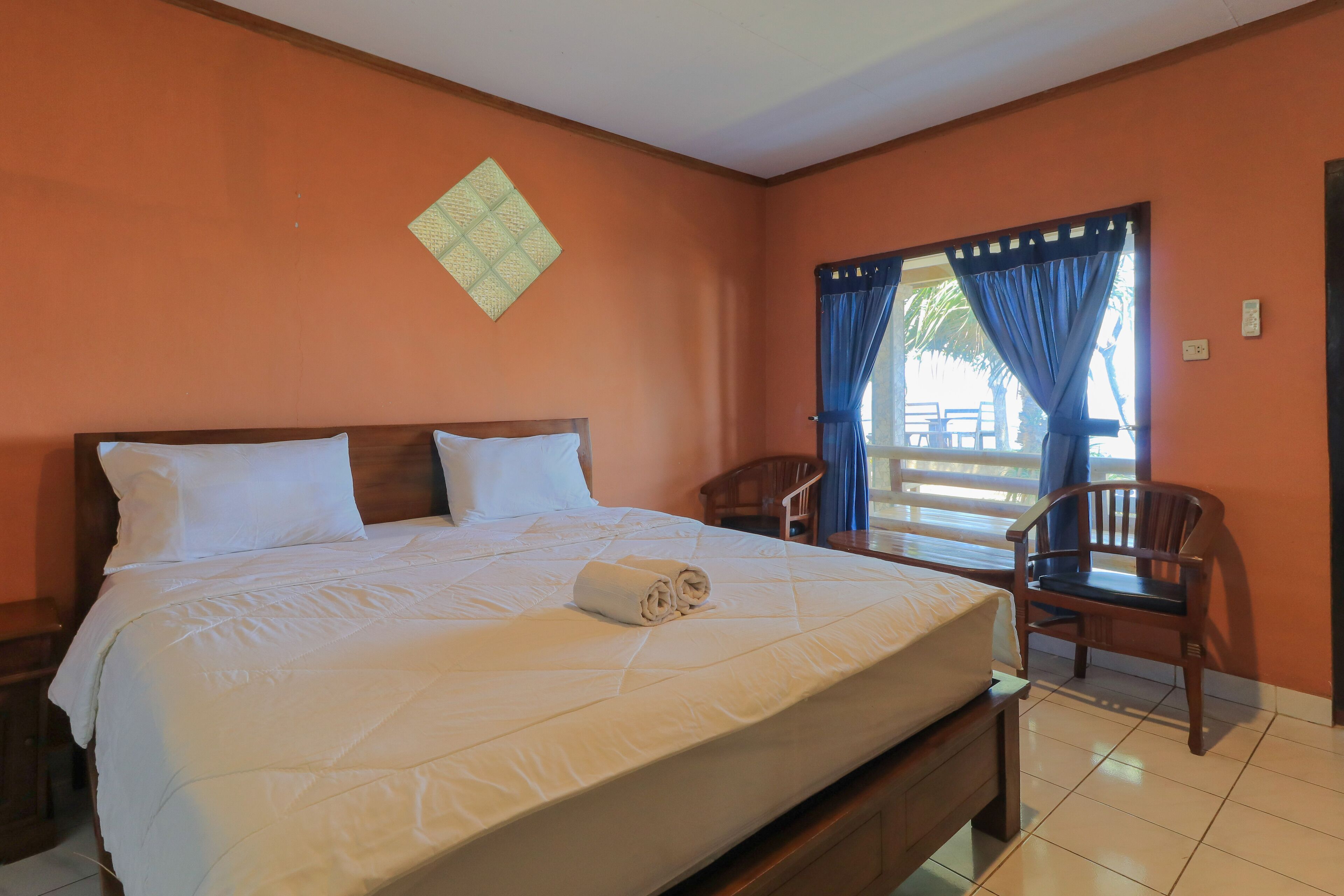 Deluxe room with AC | Desk, free WiFi, bed sheets