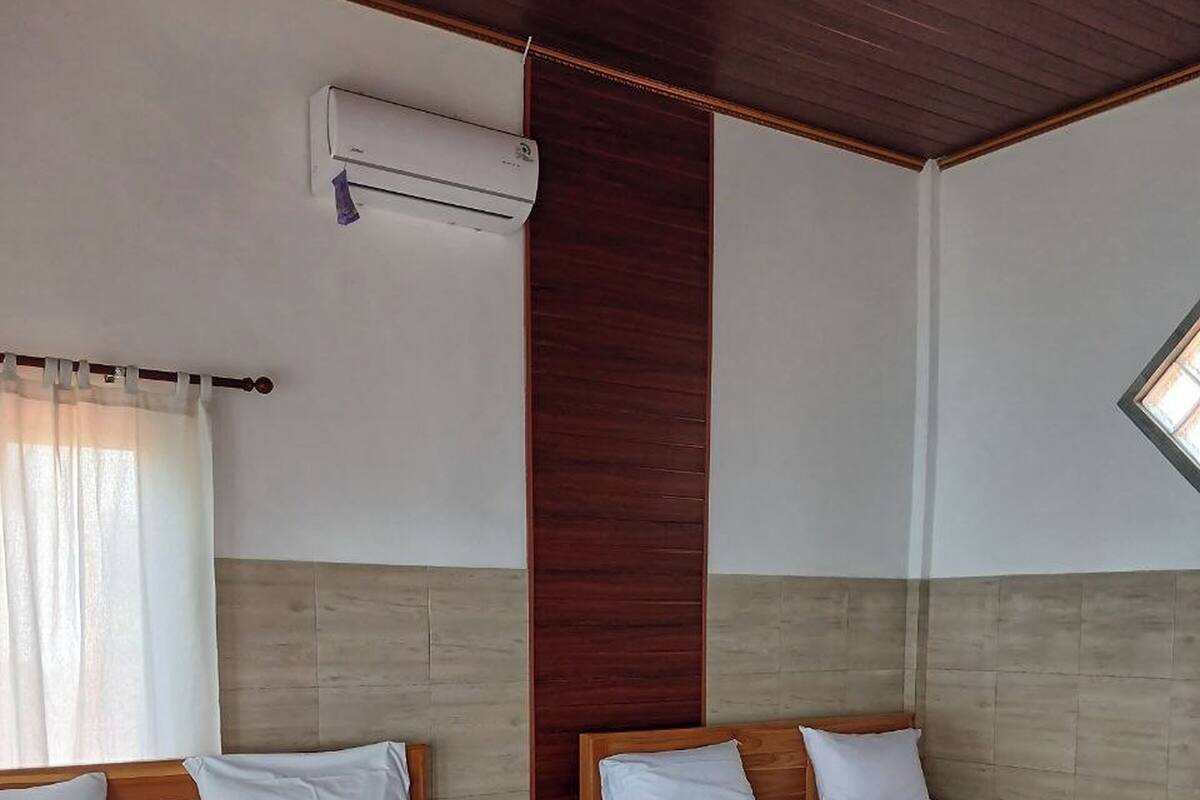 Suite familiar | Escritorio, wifi gratis, ropa de cama