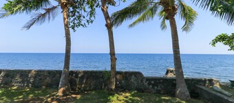 Hotel Tara Bar & Resto Air Sanih