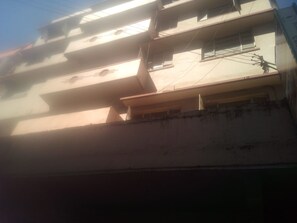 Fachada del alojamiento