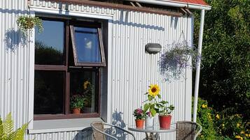 Vista frontal de la propiedad