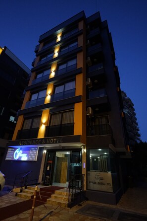 Façana frontal de l'allotjament