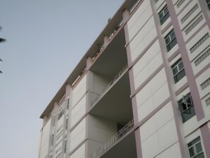 Exterior - Ratchada 17 Place (Bangkok)