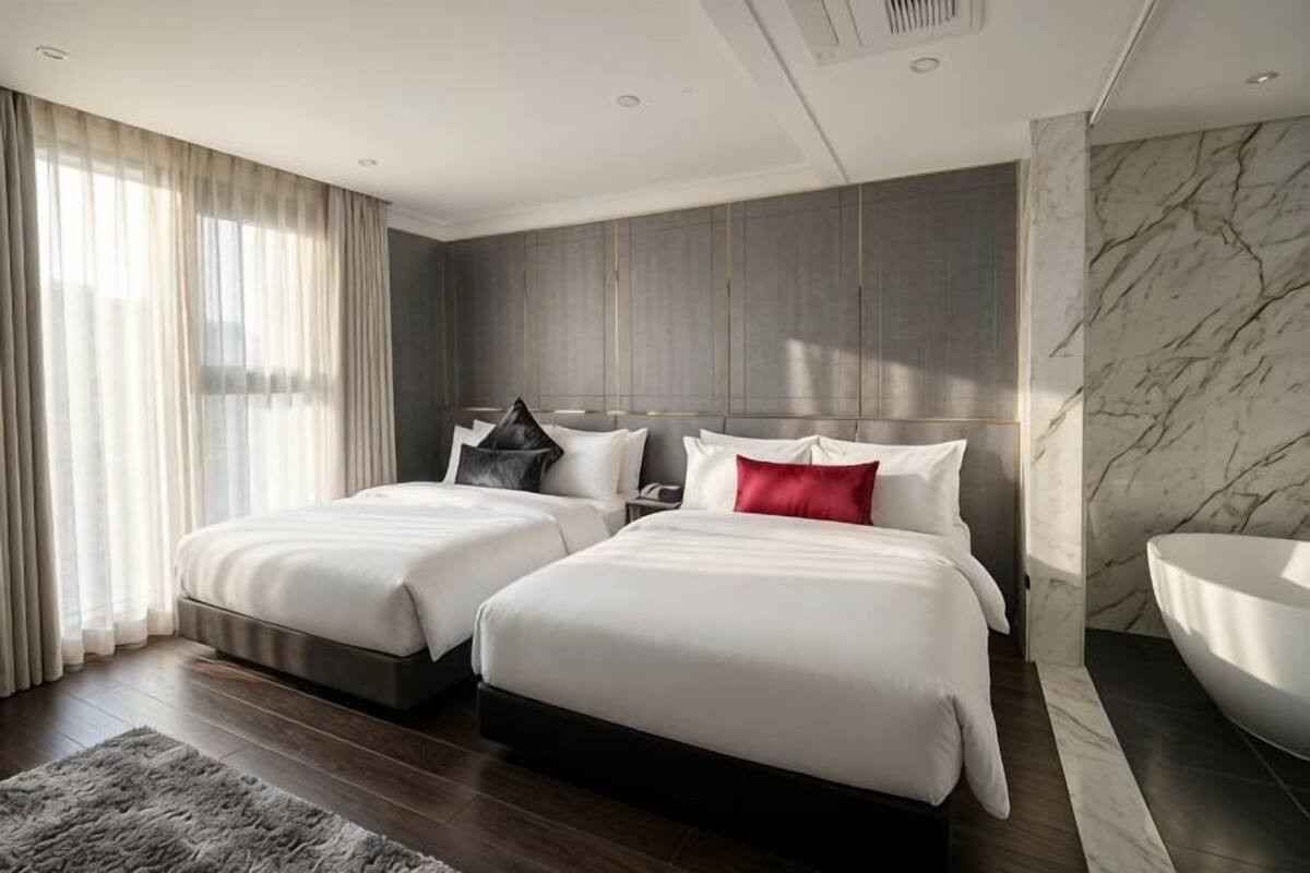 Hypo-allergenic bedding available, down comforters, blackout drapes