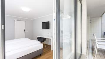 Hostel Twin with shared Bathroom