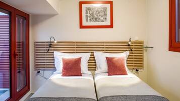 2 bedrooms, in-room safe, iron/ironing board, WiFi