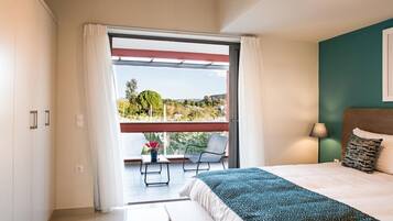 2 Schlafzimmer, Zimmersafe, Bügeleisen/Bügelbrett, WLAN