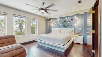 3 Schlafzimmer, Bügeleisen/Bügelbrett, kostenloses Internet, Bettwäsche