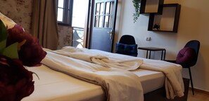 Kahden hengen economy-huone, jaettu kylpyhuone | Ilmainen Wi-Fi, vuodevaatteet