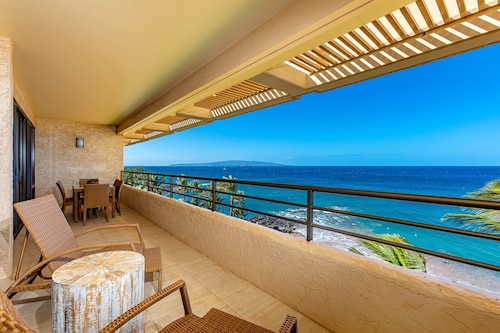 Captivating Ocean Views from Polo Beach Club 805! Direct Beach Access