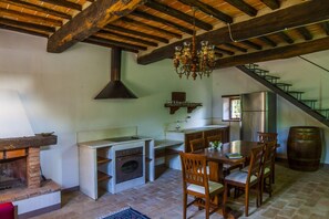 Essbereich im Zimmer