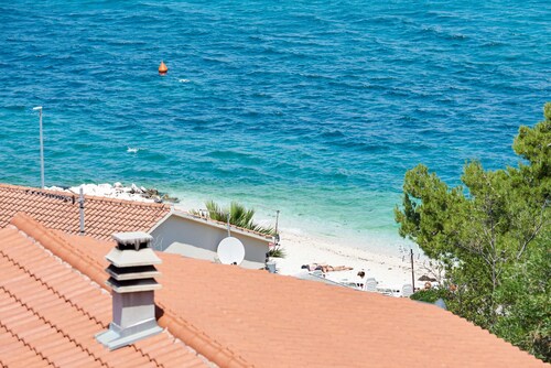 Lovely ❤ sea view apt for 2+1, beach at 250 m