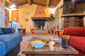 Fireplace - Luxury Chianti For Four (Greve in Chianti)
