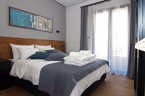 1 bedroom, individually decorated, individually furnished - Tom's Bachelor Pad (Thessaloniki)
