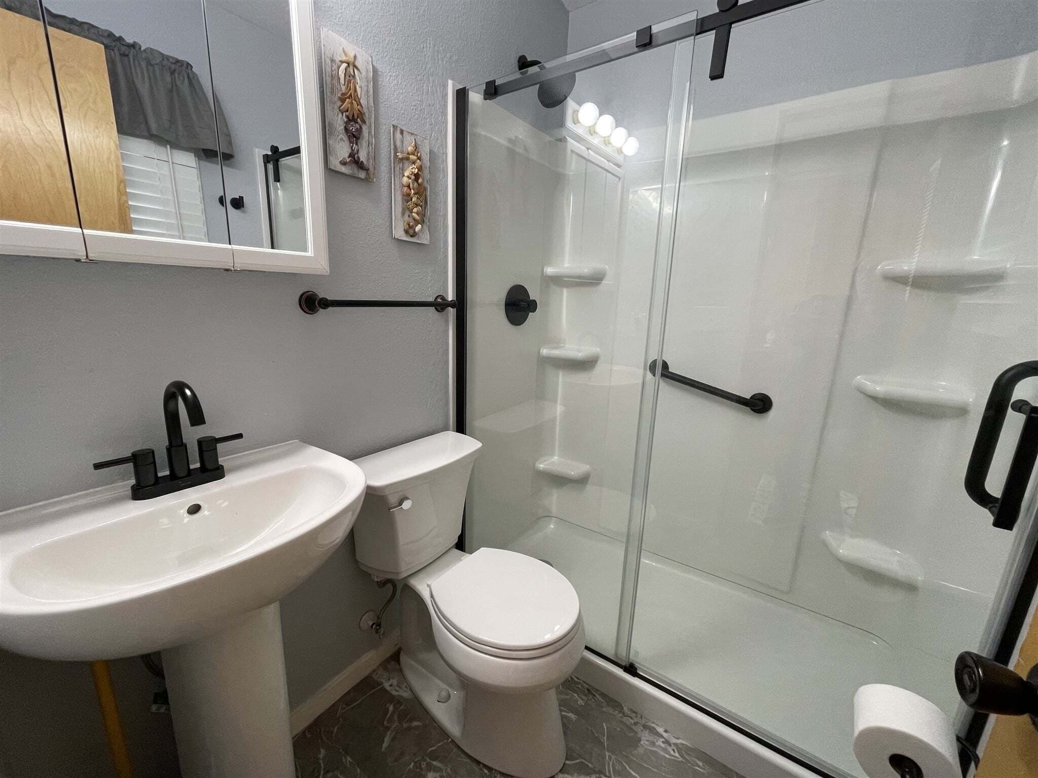 Studio | Bathroom | Towels