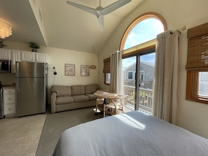 Studio | Living area