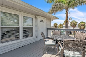 Villa, 3 Bedrooms | Outdoor dining