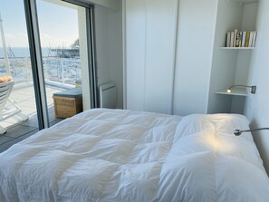 1 bedroom, iron/ironing board