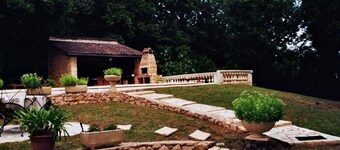 villa with very comfortable pool