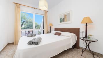 2 Schlafzimmer, Bügeleisen/Bügelbrett, kostenloses WLAN, Bettwäsche