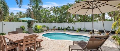 House, 2 Bedrooms | Pool