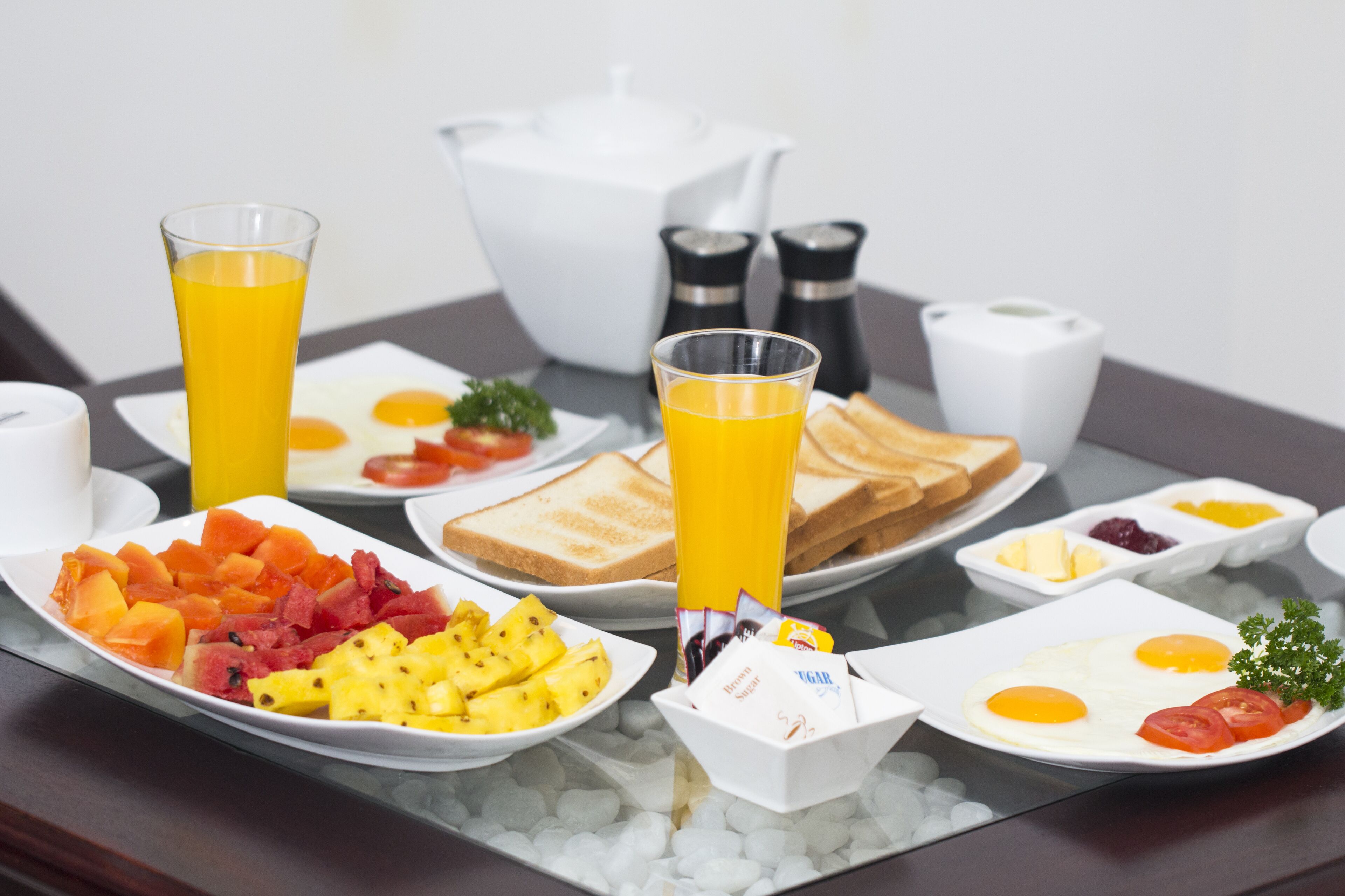 Petit déjeuner continental (5 USD par personne)