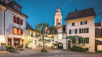 Front of property – evening/night