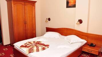 Kedap suara, setrika/meja setrika, dan Wi-Fi gratis