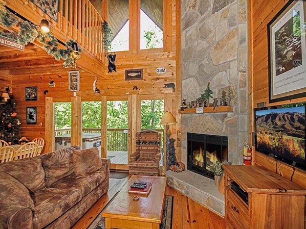 Cabin, Multiple Beds, Hot Tub, Mountain View | Living room | 42-inch TV with cable channels, fireplace, MP3 dock - Bear Country Cabin, 2 Bedrooms, Private, Foosball, Hot Tub, Sleeps 6 (Gatlinburg)