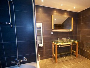Ferienhaus, 2 Schlafzimmer (Capcir) | Dusche im Bad