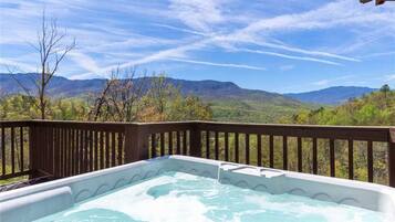 Cabin, Multiple Beds, Hot Tub, Mountain View | Property grounds