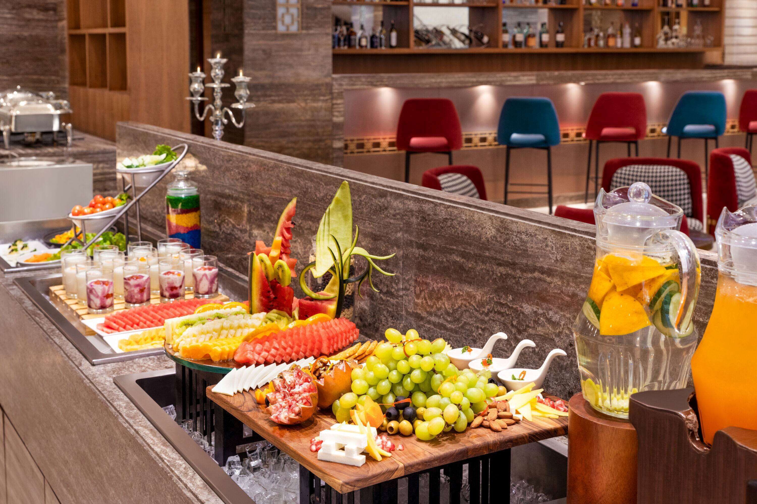 Daily buffet breakfast (USD 1200 per person)