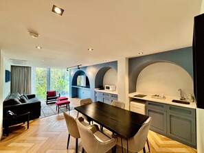 Appartement Exécutif, 2 chambres | Coin séjour