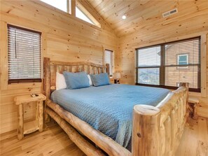 Cabin, Multiple Beds, Hot Tub, Mountain View
