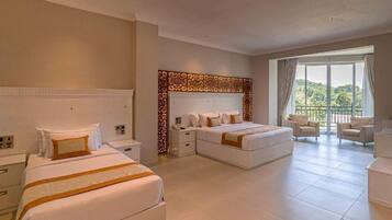 Minibar, soundproofing, free WiFi