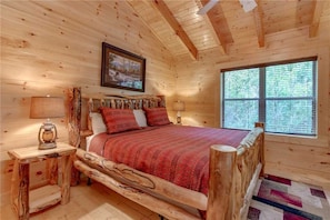 Cabaña, 1 cama King size y sofá cama, hidromasaje, vista a la montaña | 1 habitación y wifi gratis 