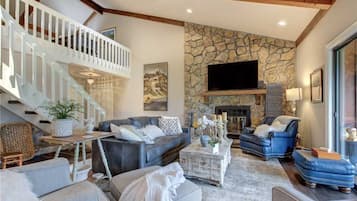 Condo, Multiple Beds, Hot Tub, Mountain View | Living room | 42-inch TV with cable channels, fireplace