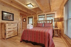 Kabin, Beberapa Tempat Tidur, hot tub, pemandangan gunung | 1 kamar tidur dan Wi-Fi gratis