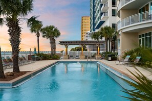 Piscine couverte, piscine chauffée