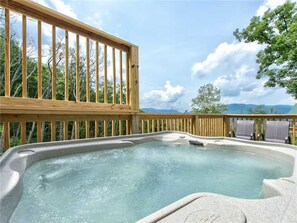 Cabin, Multiple Beds, Hot Tub, Mountain View | Spa - Walnut Ridge, 3 Bedrooms, Private, Pool Table, View, Hot Tub, Sleeps 11 (Gatlinburg)