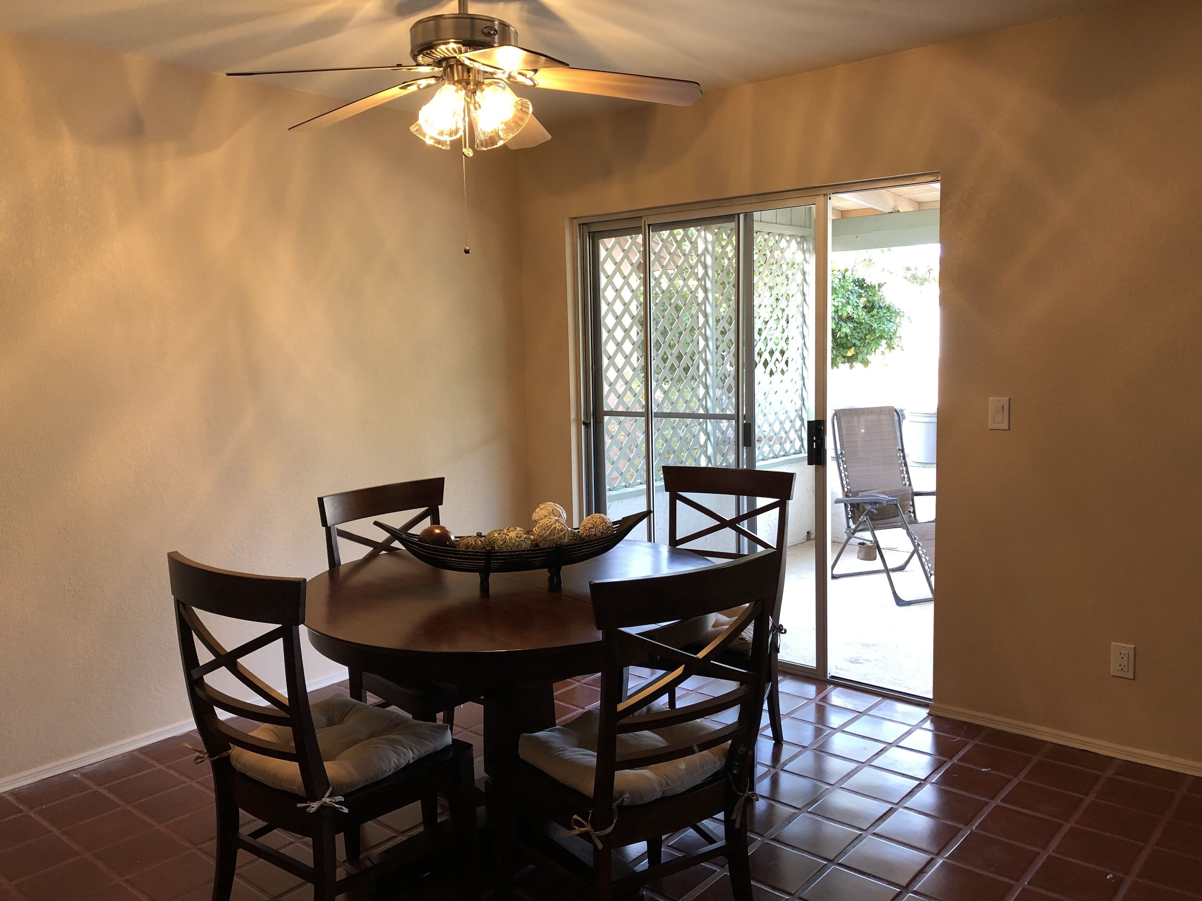 RELAX - PLAY - COMMUNITY POOL - GOLF- GATED NEIGHBORHOOD 55+